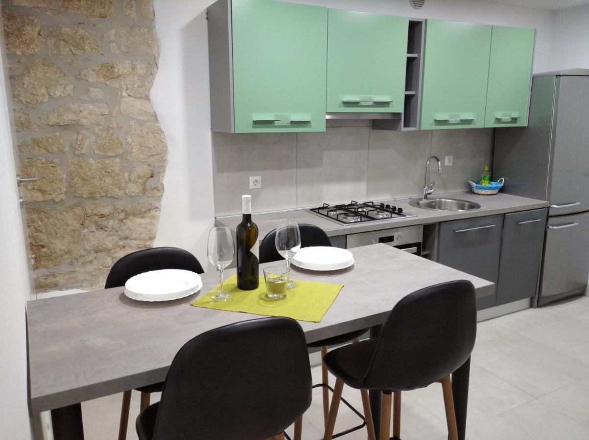 Apartman Lari Vizinada Екстер'єр фото